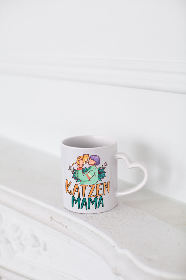 Katzenmama | Katze | Mensch | Pflanze - Herzhenkel Tasse - Kaffeetasse / Geschenk / Familie