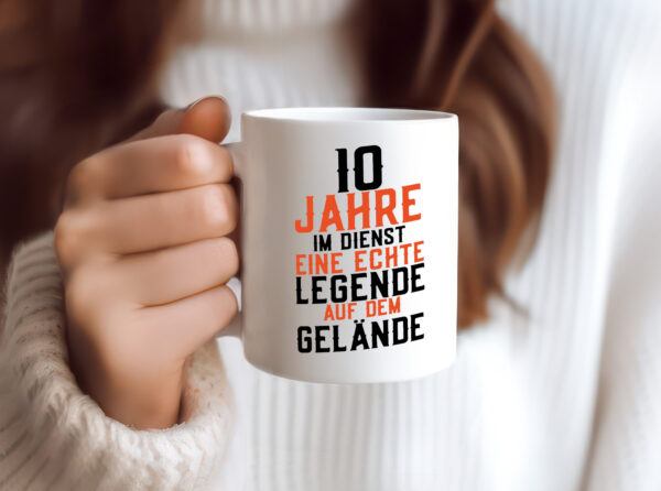 10 Jahre im Dienst | Legende | Jubiläum | Kollege | Arbeit - Tasse Weiss - Kaffeetasse / Geschenk / Familie