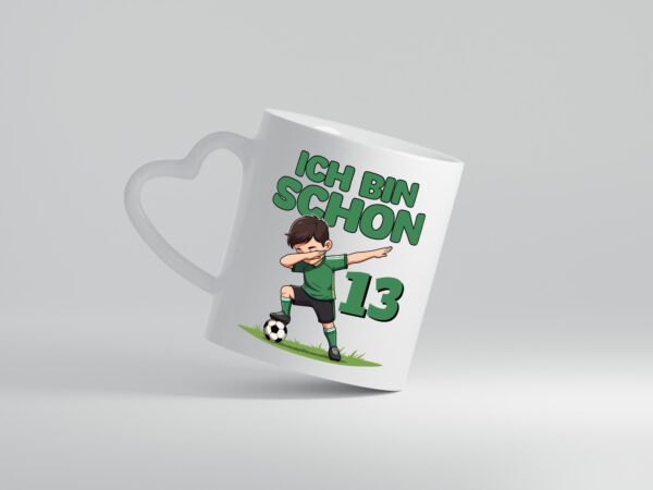 13. Geburtstag | 13 Jahre | Fußballer - Herzhenkel Tasse - Kaffeetasse / Geschenk / Familie