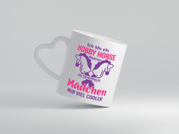 Ich bin ein Happy Horse Mädchen | Pferde Mädchen | Reiten - Herzhenkel Tasse - Kaffeetasse / Geschenk / Familie