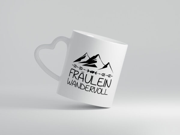 Fräulein Wandervoll | Berge - Herzhenkel Tasse - Kaffeetasse / Geschenk / Familie