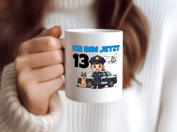 13. Geburtstag | 13 Jahre | Polizei Kind | Polizeiauto - Tasse Weiss - Kaffeetasse / Geschenk / Familie