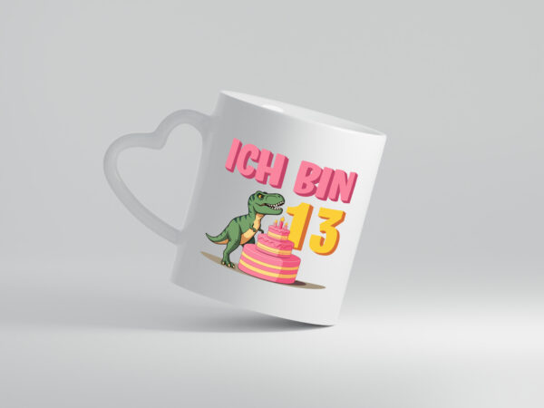 13 Geburtstag | 13 Jahre | Dinosaurier mit Kuchen - Herzhenkel Tasse - Kaffeetasse / Geschenk / Familie