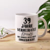 39 Jahre Verheiratet, immer noch am Leben! - Tasse Weiss - Kaffeetasse / Geschenk / Familie