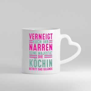 Verneigt euch: Köchin | Chefköchin | Chefkoch - Herzhenkel Tasse - Kaffeetasse / Geschenk / Familie