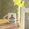 37 Jahre Verheiratet, immer noch am Leben! - Herzhenkel Tasse - Kaffeetasse / Geschenk / Familie
