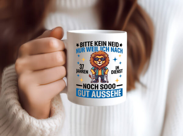 37 Jahre im Dienst | Arbeitsjubiläum | Arbeit - Tasse Weiss - Kaffeetasse / Geschenk / Familie