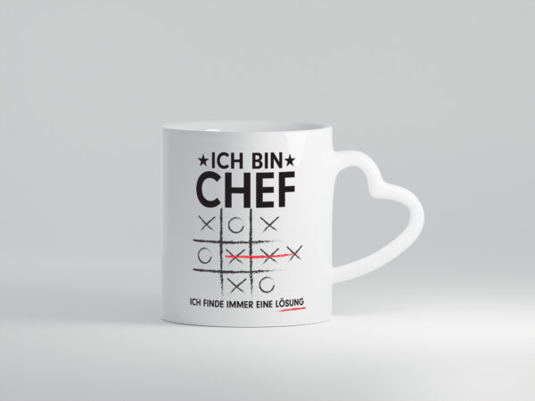 Lösung Finden: Chef | Führungskraft | Vorgesetzter - Herzhenkel Tasse - Kaffeetasse / Geschenk / Familie