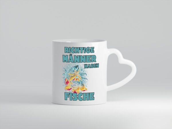 Richtige Männer haben Fische | Aquarium - Herzhenkel Tasse - Kaffeetasse / Geschenk / Familie