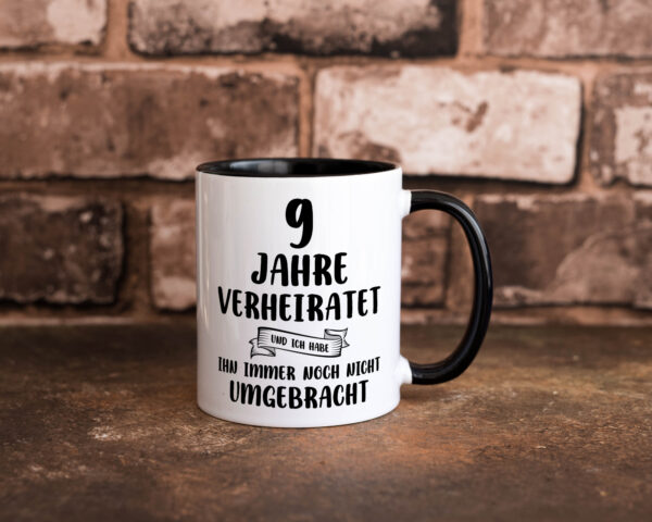 9 Jahre Verheiratet, immer noch am Leben! Farbige Tasse - Kaffeetasse / Geschenk / Familie