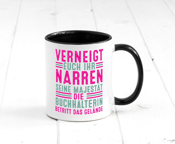 Verneigt euch: Buchhalterin | Buchhaltung Humor Farbige Tasse - Kaffeetasse / Geschenk / Familie