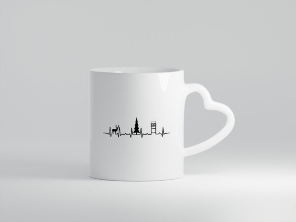 Jäger Herzschlag | Motiv Jagd | Wild | Hochsitz - Herzhenkel Tasse - Kaffeetasse / Geschenk / Familie