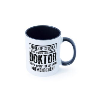 Neuste Studien: Doktor | Doktorand | Doktortitel Farbige Tasse - Kaffeetasse / Geschenk / Familie
