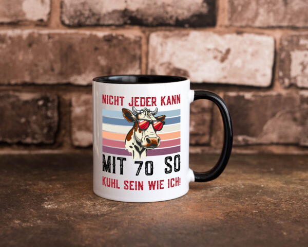 Mit 70 so gut aussehen | 70. Geburtstag | Landwirt | Bauer Farbige Tasse - Kaffeetasse / Geschenk / Familie