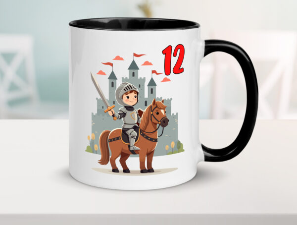 12. Geburtstag | 12 Jahre | Ritter | Junge | Schloss Farbige Tasse - Kaffeetasse / Geschenk / Familie