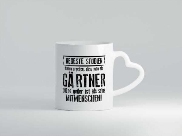 Neuste Studien: Gärtner | Gartenbau - Herzhenkel Tasse - Kaffeetasse / Geschenk / Familie