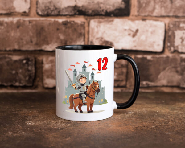 12. Geburtstag | 12 Jahre | Ritter | Junge | Schloss Farbige Tasse - Kaffeetasse / Geschenk / Familie