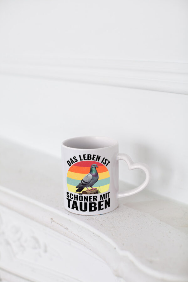 Das leben ist schöner mit Tauben | Taubenzüchter - Herzhenkel Tasse - Kaffeetasse / Geschenk / Familie