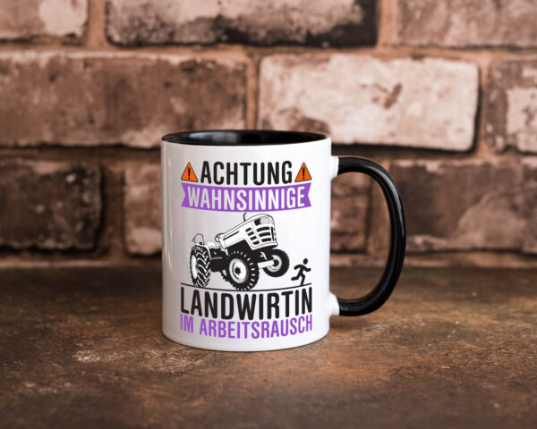 Landwirtin im Arbeitsrausch | Bauer | Achtung! Farbige Tasse - Kaffeetasse / Geschenk / Familie