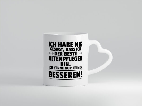 Der Beste Altenpfleger | Pflegepersonal | Altenheim - Herzhenkel Tasse - Kaffeetasse / Geschenk / Familie