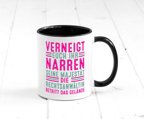 Verneigt euch: Rechtsanwältin | Jurstin | Anwältin Farbige Tasse - Kaffeetasse / Geschenk / Familie