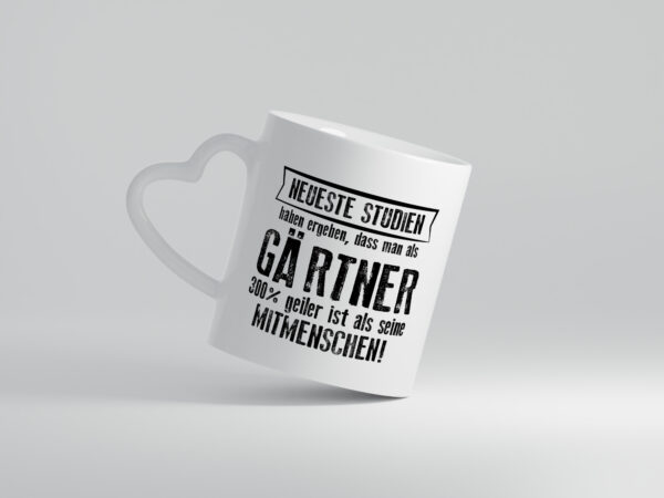 Neuste Studien: Gärtner | Gartenbau - Herzhenkel Tasse - Kaffeetasse / Geschenk / Familie