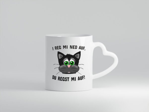 Bayrisch | Bayerisch | Spruchtasse | mürrische Katze - Herzhenkel Tasse - Kaffeetasse / Geschenk / Familie