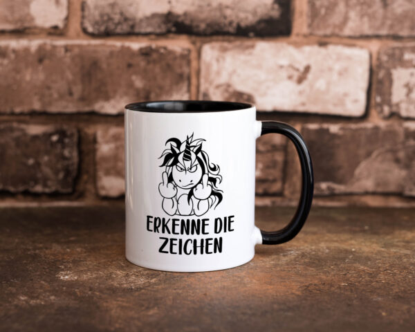 Erkenne die Zeichen | Stinkefinger Farbige Tasse - Kaffeetasse / Geschenk / Familie