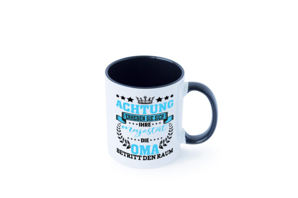 Erheben Sie sich die Oma betritt den Raum Farbige Tasse - Kaffeetasse / Geschenk / Familie