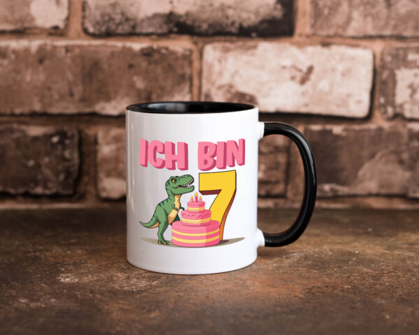 7 Geburtstag | 7 Jahre | Dinosaurier mit Kuchen Farbige Tasse - Kaffeetasse / Geschenk / Familie