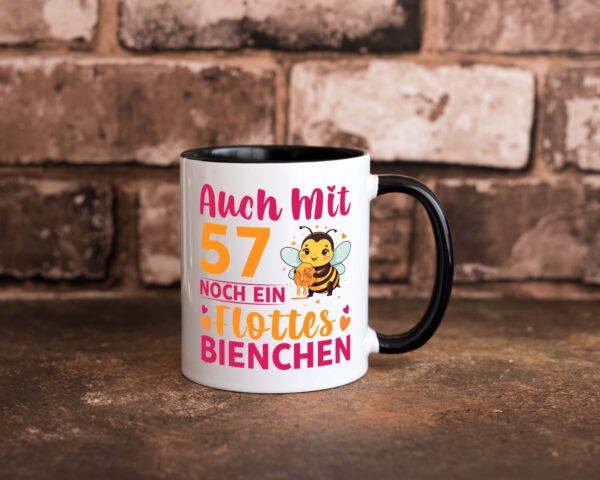 57. Geburtstag | Flottes Bienchen | 57 Jahre Farbige Tasse - Kaffeetasse / Geschenk / Familie