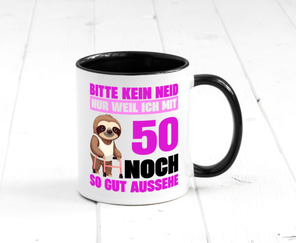 50. Geburtstag | Bitte kein neid | Faultier | 50 Jahre Farbige Tasse - Kaffeetasse / Geschenk / Familie