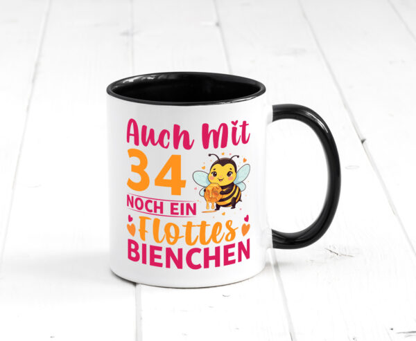 34. Geburtstag | Flottes Bienchen | 34 Jahre Farbige Tasse - Kaffeetasse / Geschenk / Familie