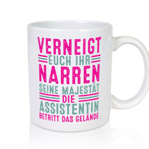 Verneigt euch: Assistentin | Assistenz | Hilfskraft v2 - Tasse Weiss - Kaffeetasse / Geschenk / Familie