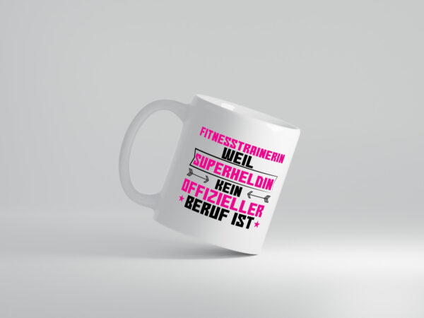 Superheldin Fitnesstrainerin | Trainerin | Sport - Tasse Weiss - Kaffeetasse / Geschenk / Familie