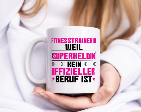 Superheldin Fitnesstrainerin | Trainerin | Sport - Tasse Weiss - Kaffeetasse / Geschenk / Familie